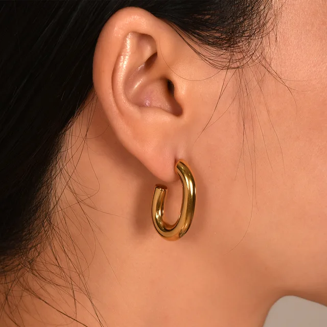 Boucles d'oreilles créoles minimaliste U plaqué or 18k