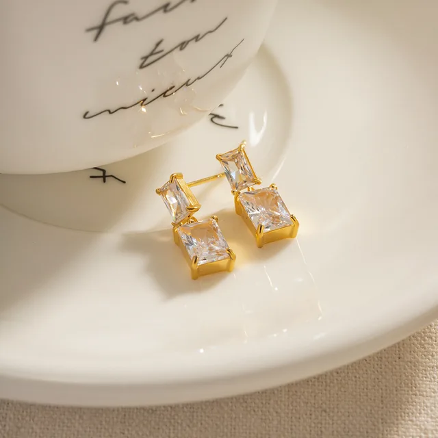 Boucles d'oreilles NORA plaqué or