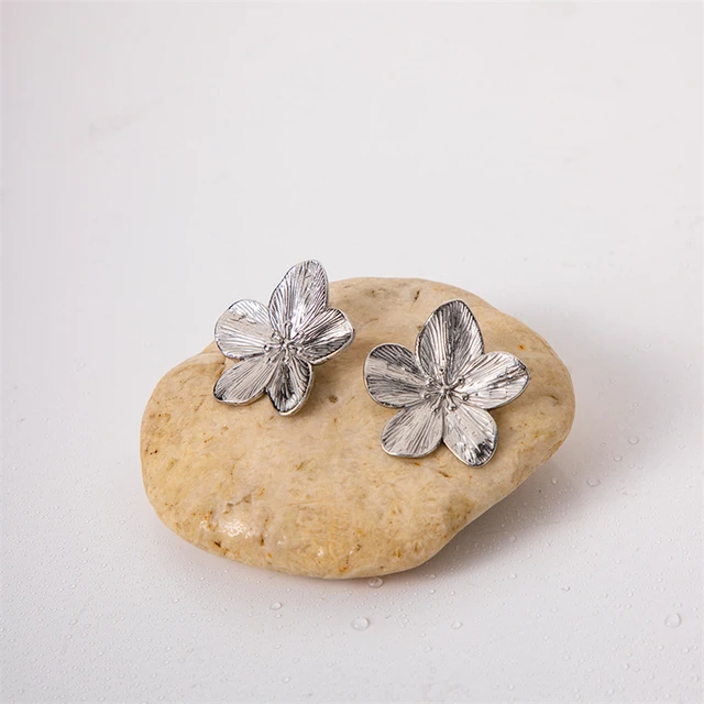 Boucles d'oreilles FLOR argenté