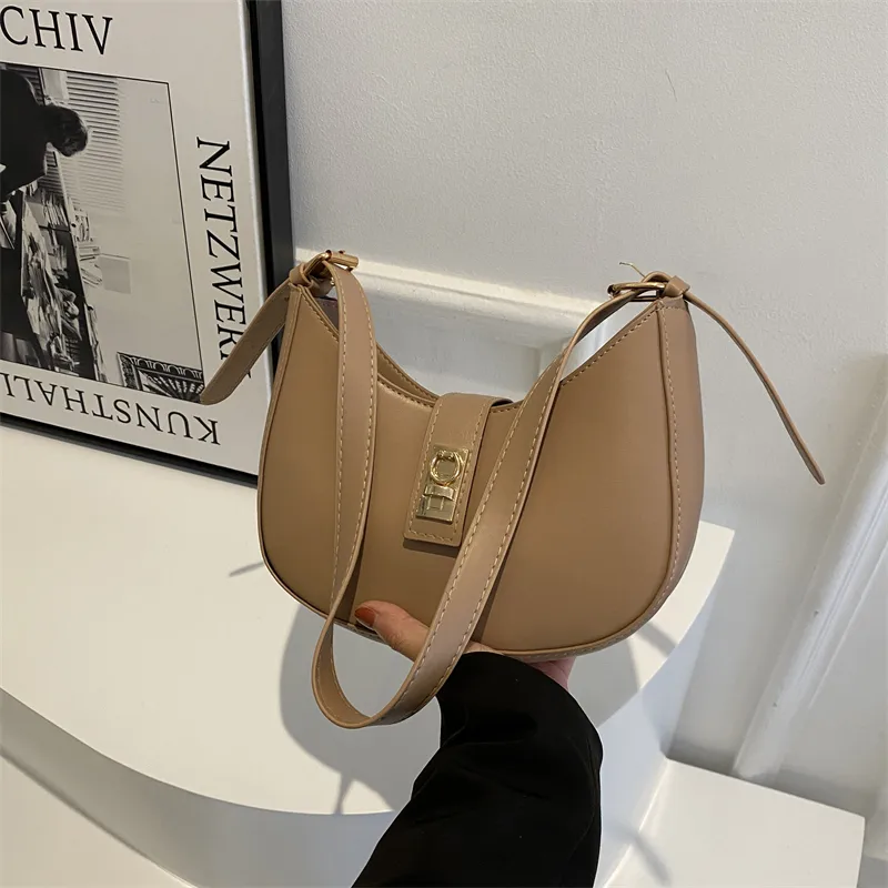 Petit sac simili cuir classe camel