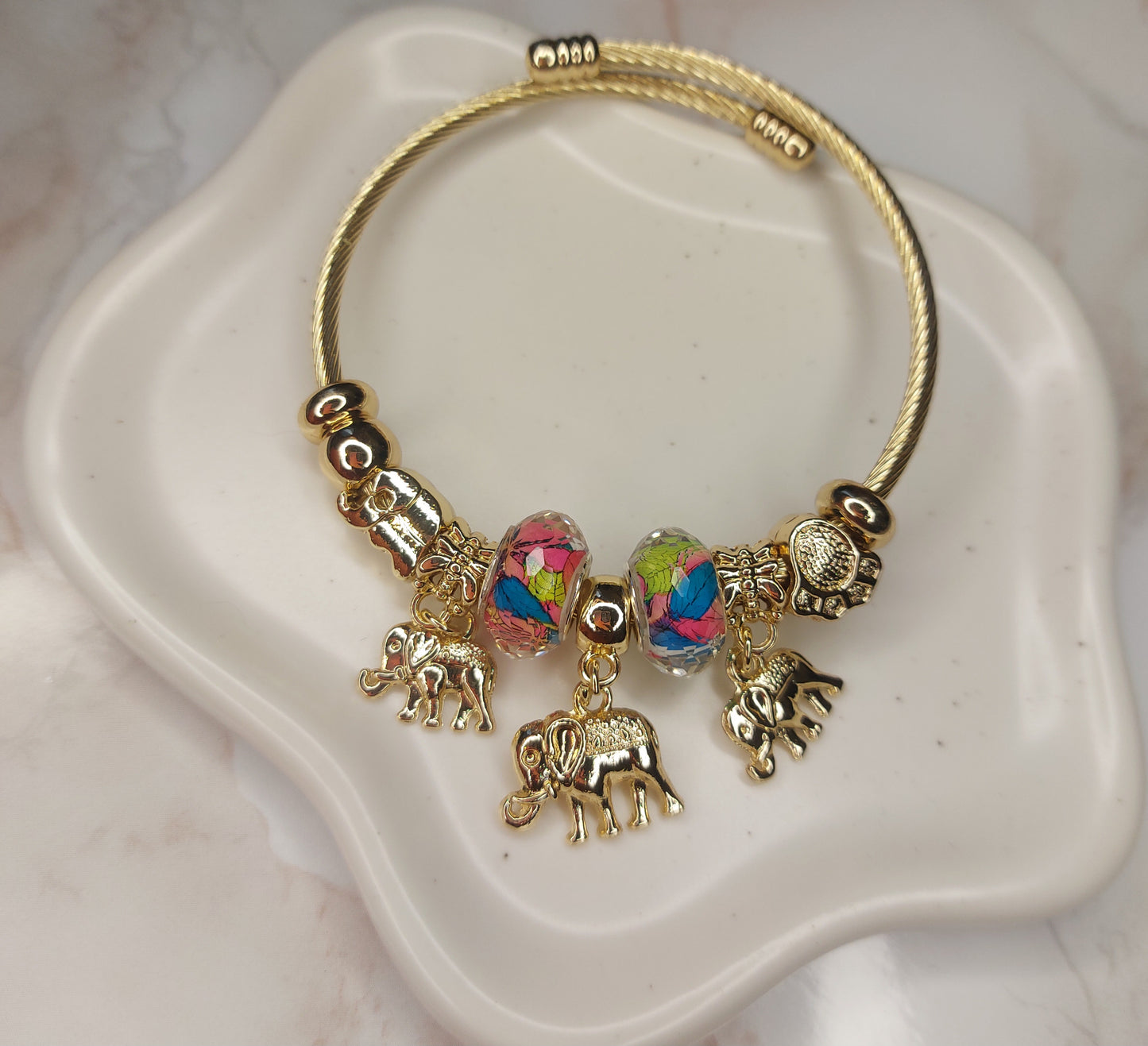 Bracelet charms Bombay