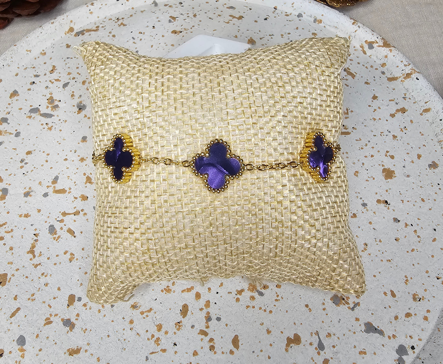 Bracelet trèfle mauve