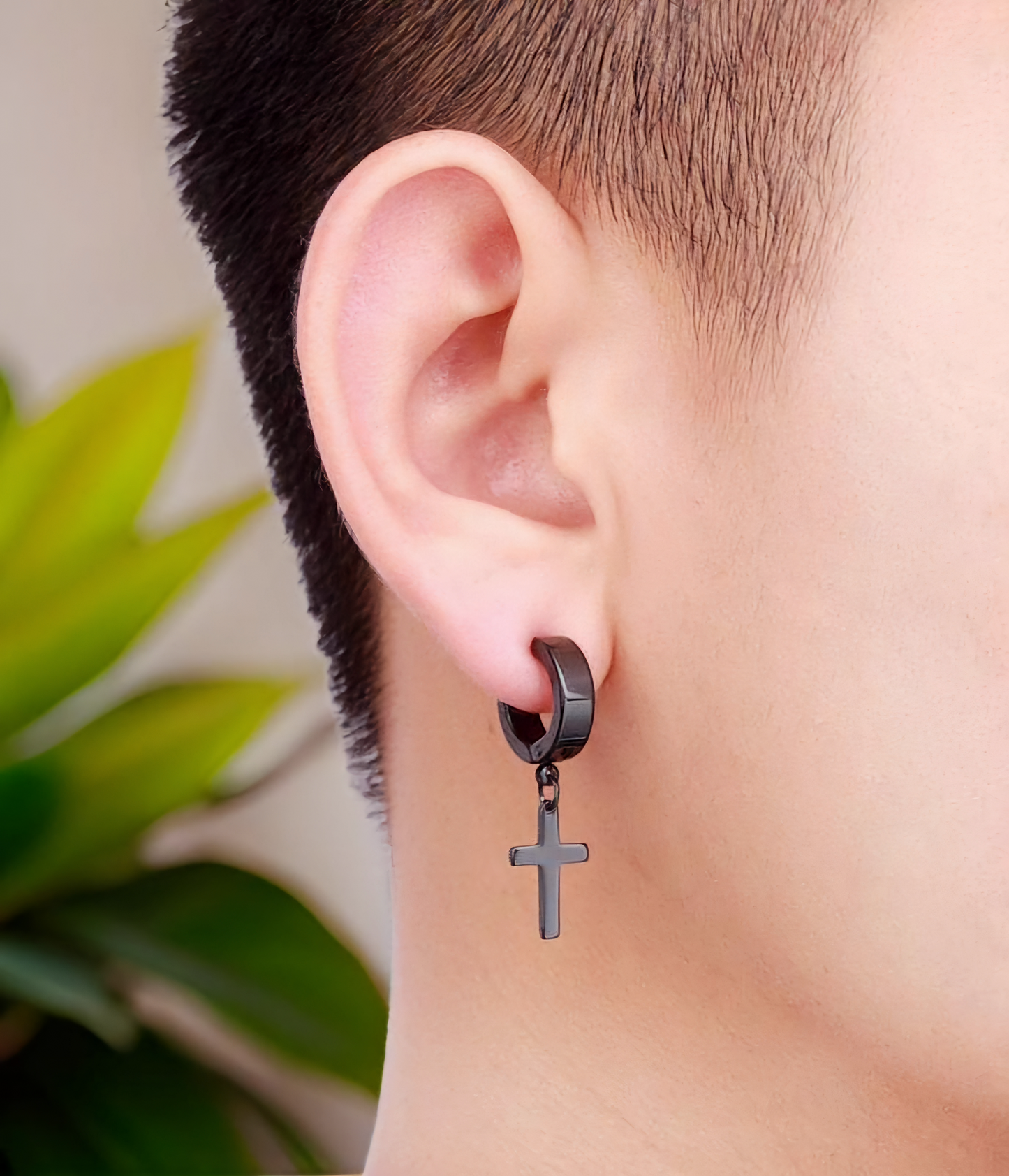 Boucles d'oreilles homme croix Noir