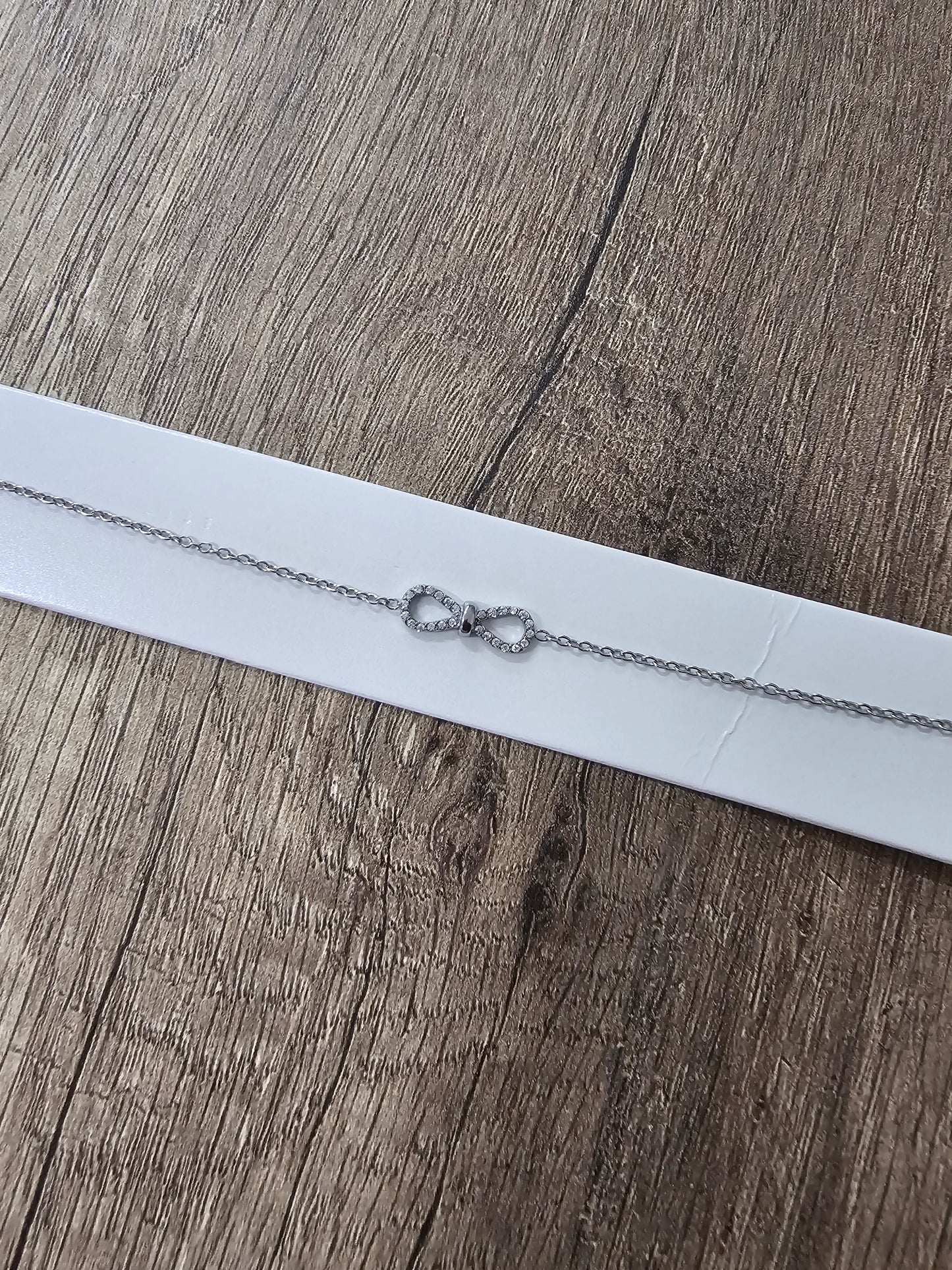 Bracelet infini argenté