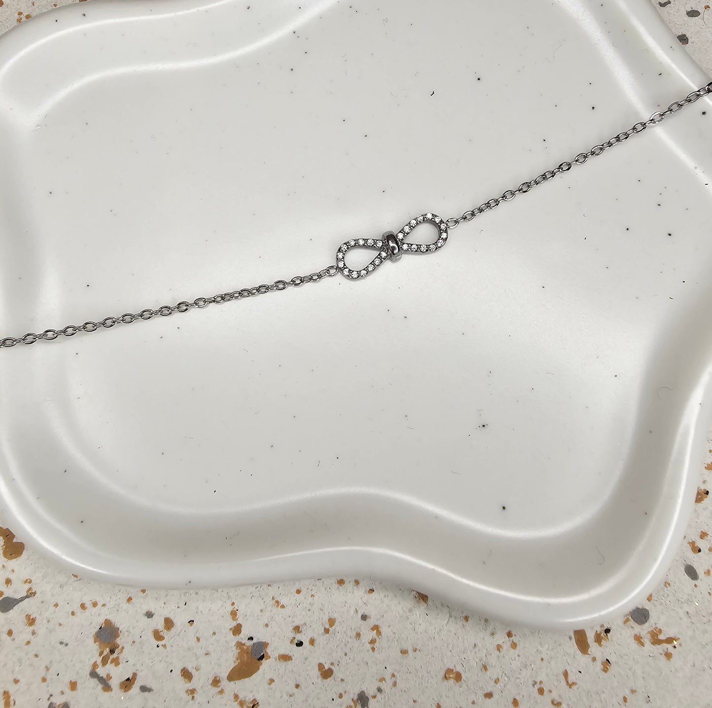 Bracelet infini argenté