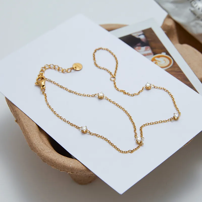 Chaine de main Zirina