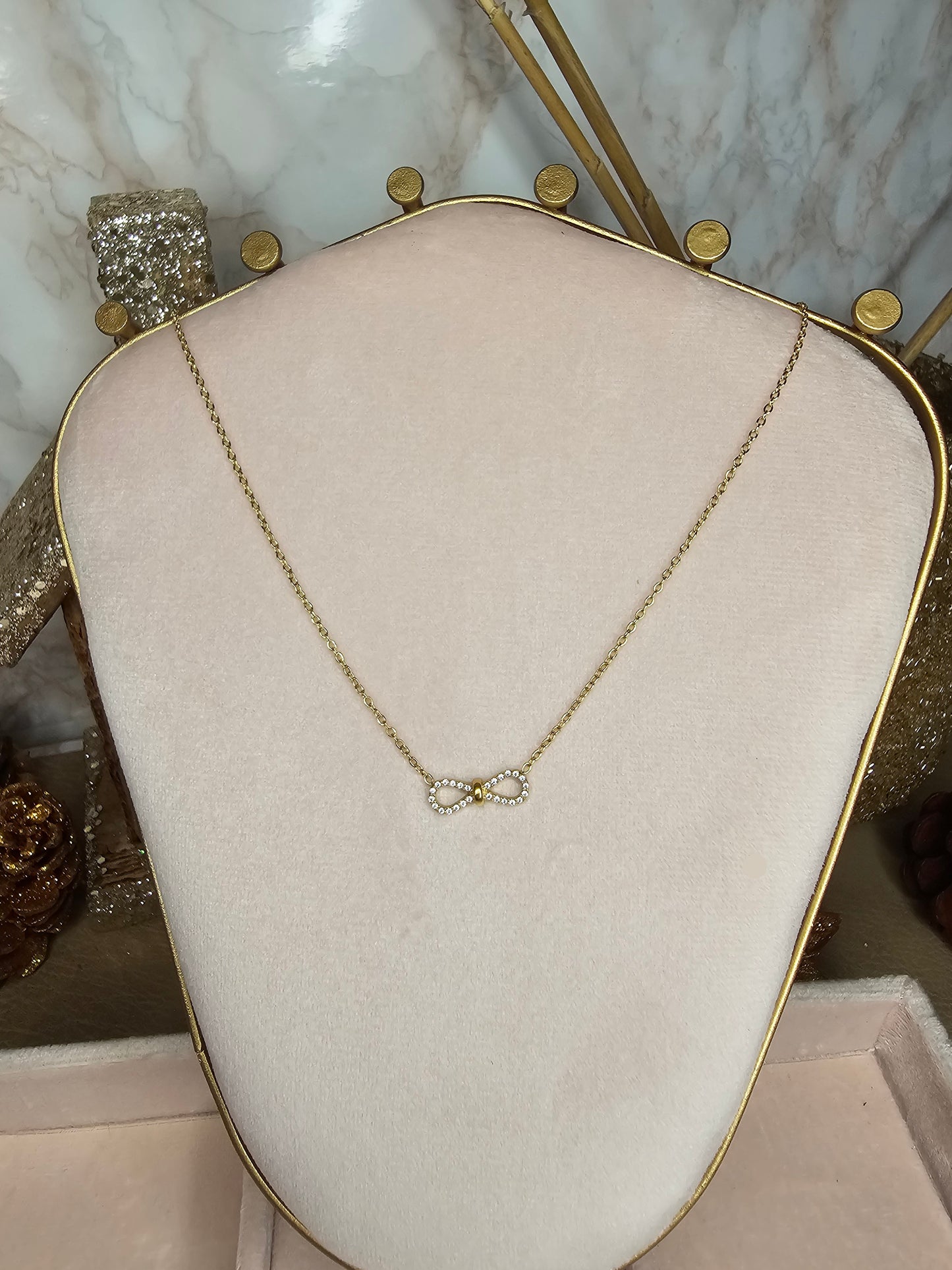 Collier infini doré