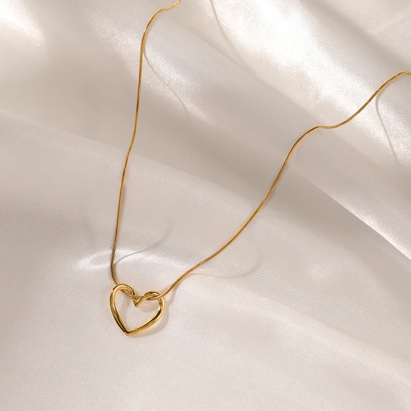 Collier cœur doré 🤍