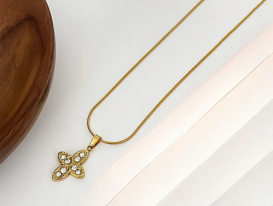 Collier Mel