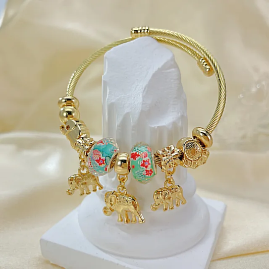 Bracelet charm's Dheli