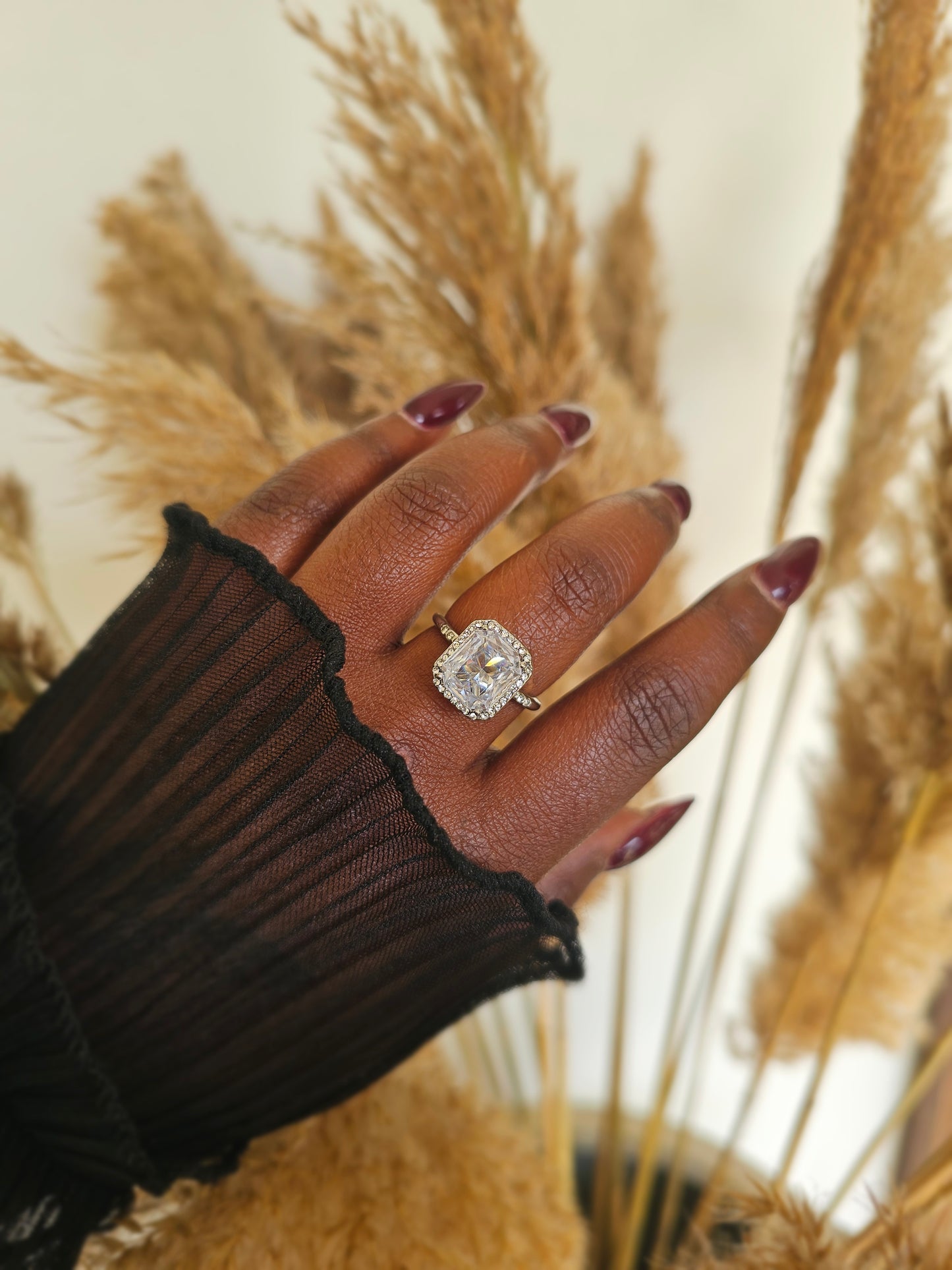Bague IVORY Argenté + Boîte en velours blanc