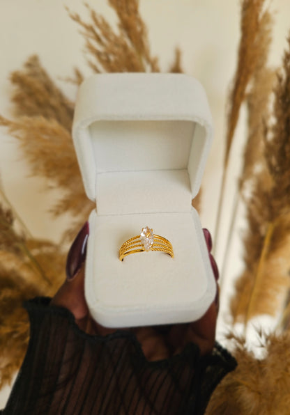 Bague ARIANE + Boîte en velours blanc