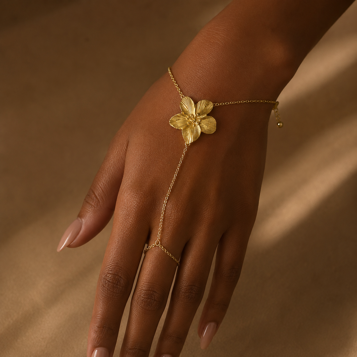 Chaîne de main Flor