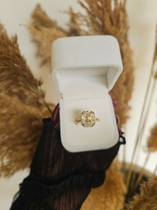 Bague IVORY Doré + Boîte en velours blanc